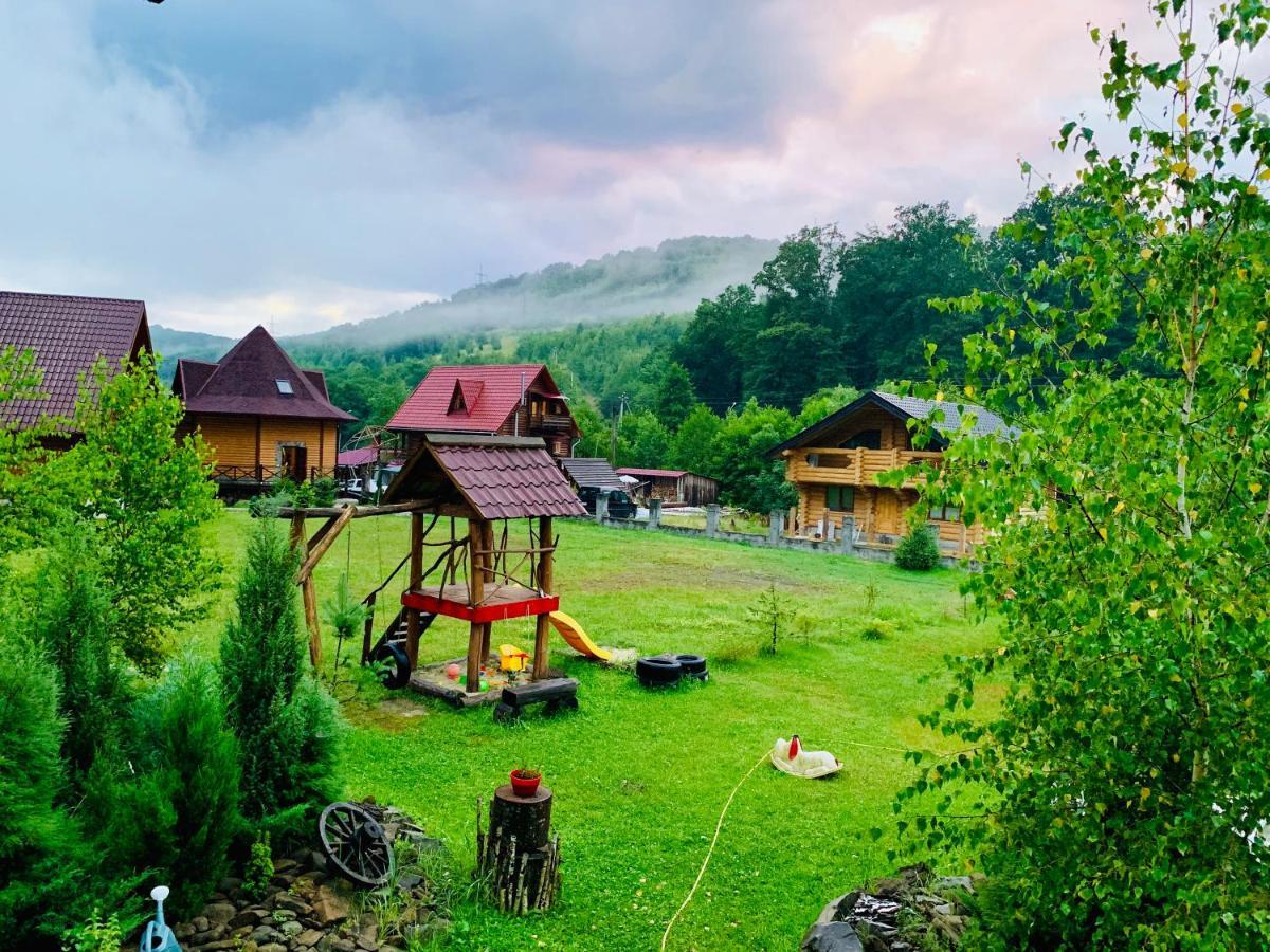 Chalet Vedmezhe Поляна Экстерьер фото