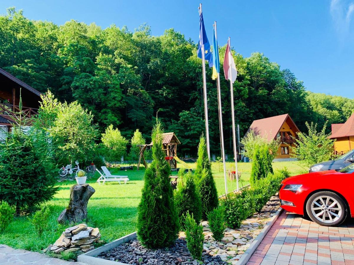 Chalet Vedmezhe Поляна Экстерьер фото